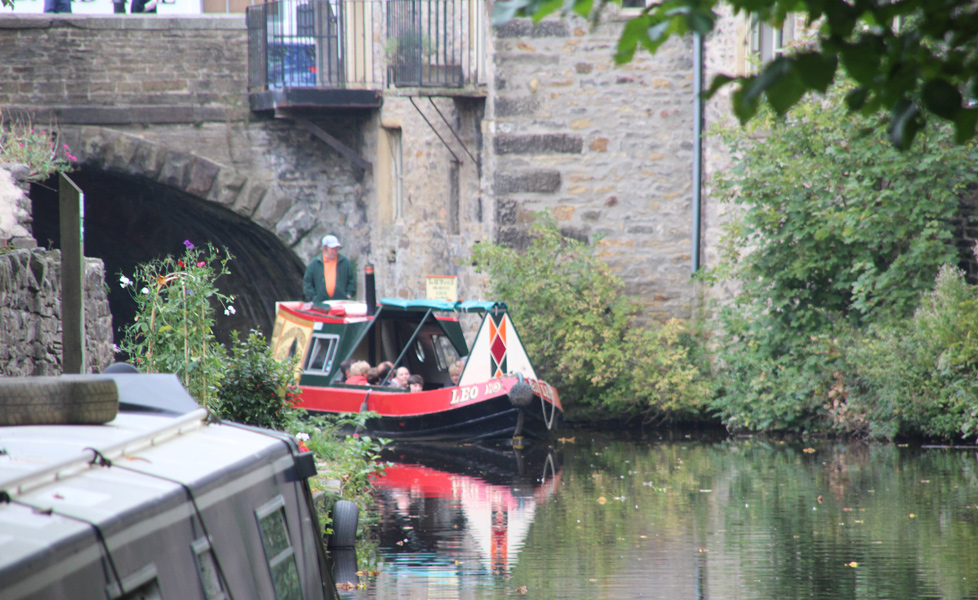 Leo on the Skipton waterways