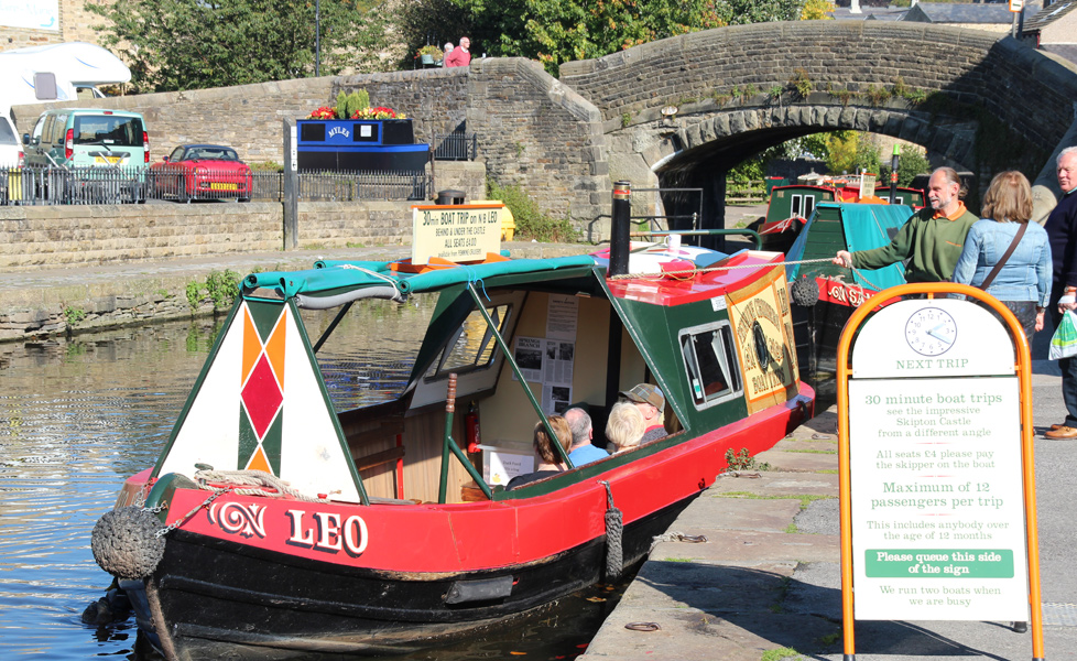 Leo Moored up and ready to tour the countryside Canals